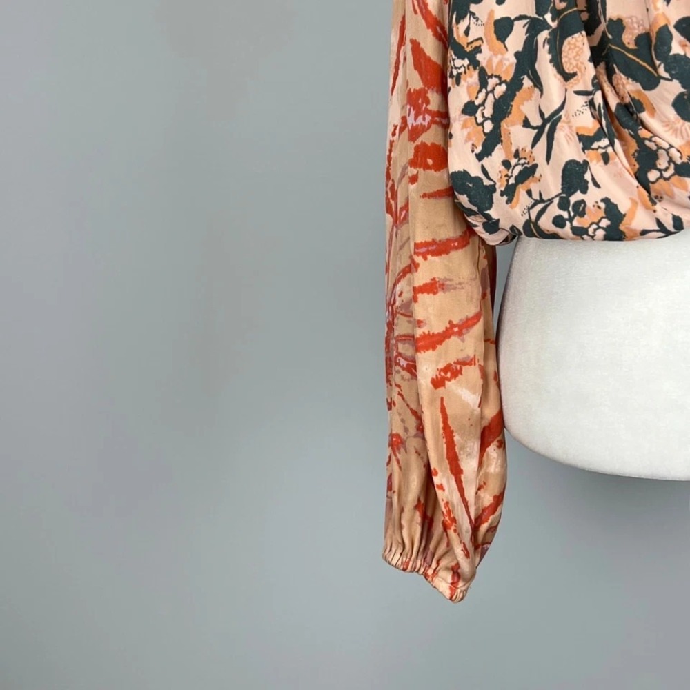 Free People Womens Cruisin Together Mixed Print Top Surplice Cropped size XS - Picture 5 of 8